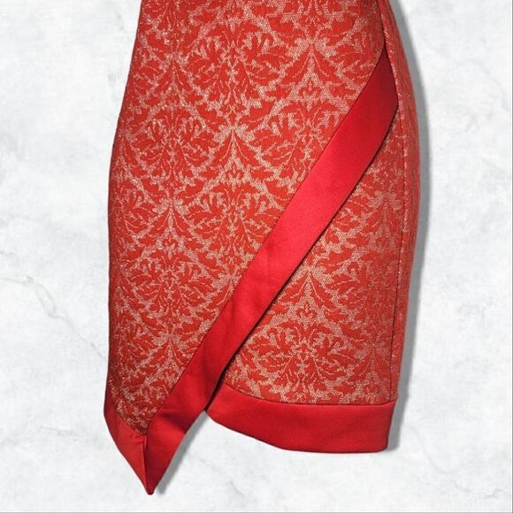 Dulce Carola Red & Gold Sparkly Lace Asymmetrical Cropped Sleeve Mini Dress - Picture 4 of 9